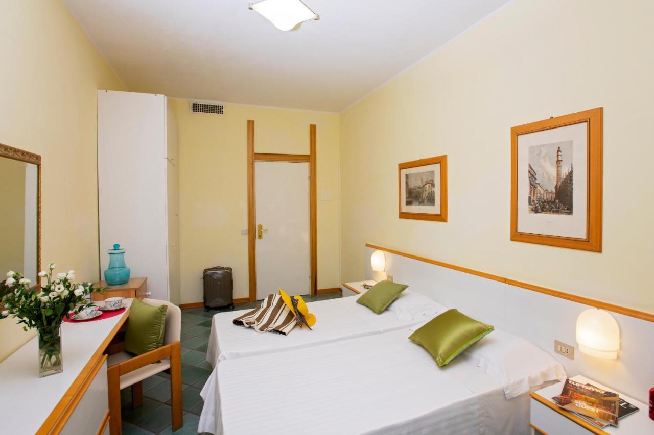 Cav Approdo Aparthotel Castiglione della Pescaia Kültér fotó